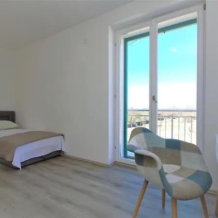 Skelin By Interhome Drinovci