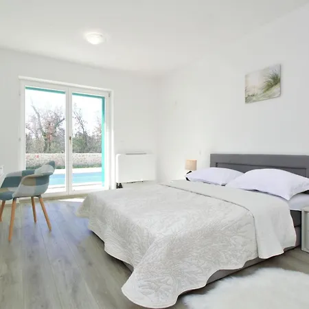 Holiday home Skelin By Interhome