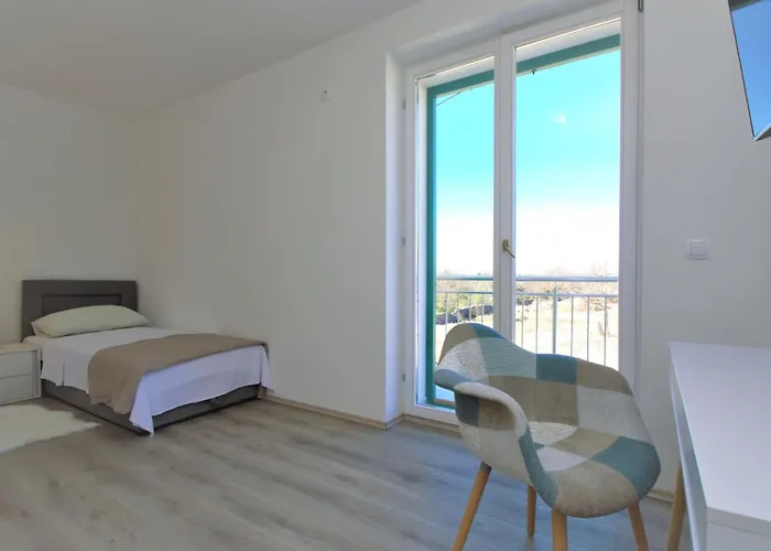 Skelin By Interhome Drinovci