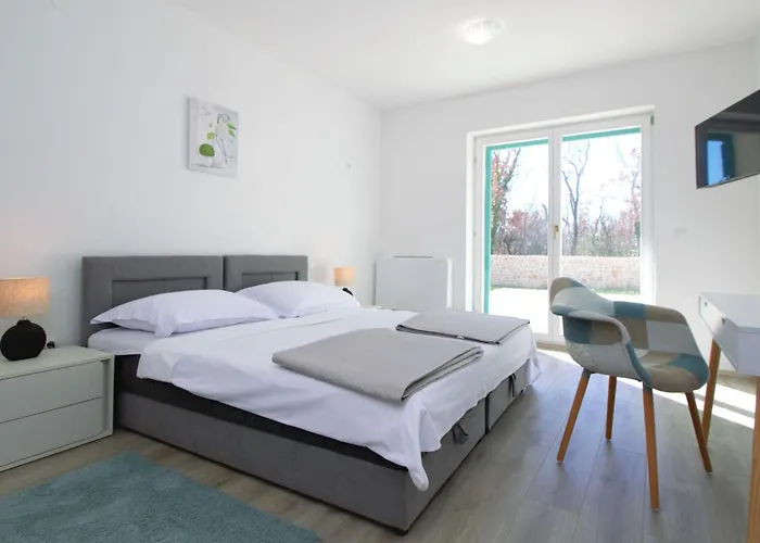 Skelin By Interhome Drinovci