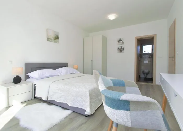 Skelin By Interhome בית נופש Drinovci